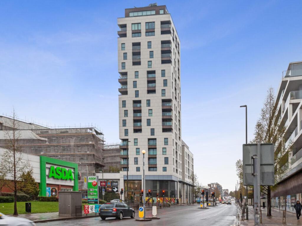 Modern Huge Double Room With Private Bathroom In Colindale Edgware Luaran gambar