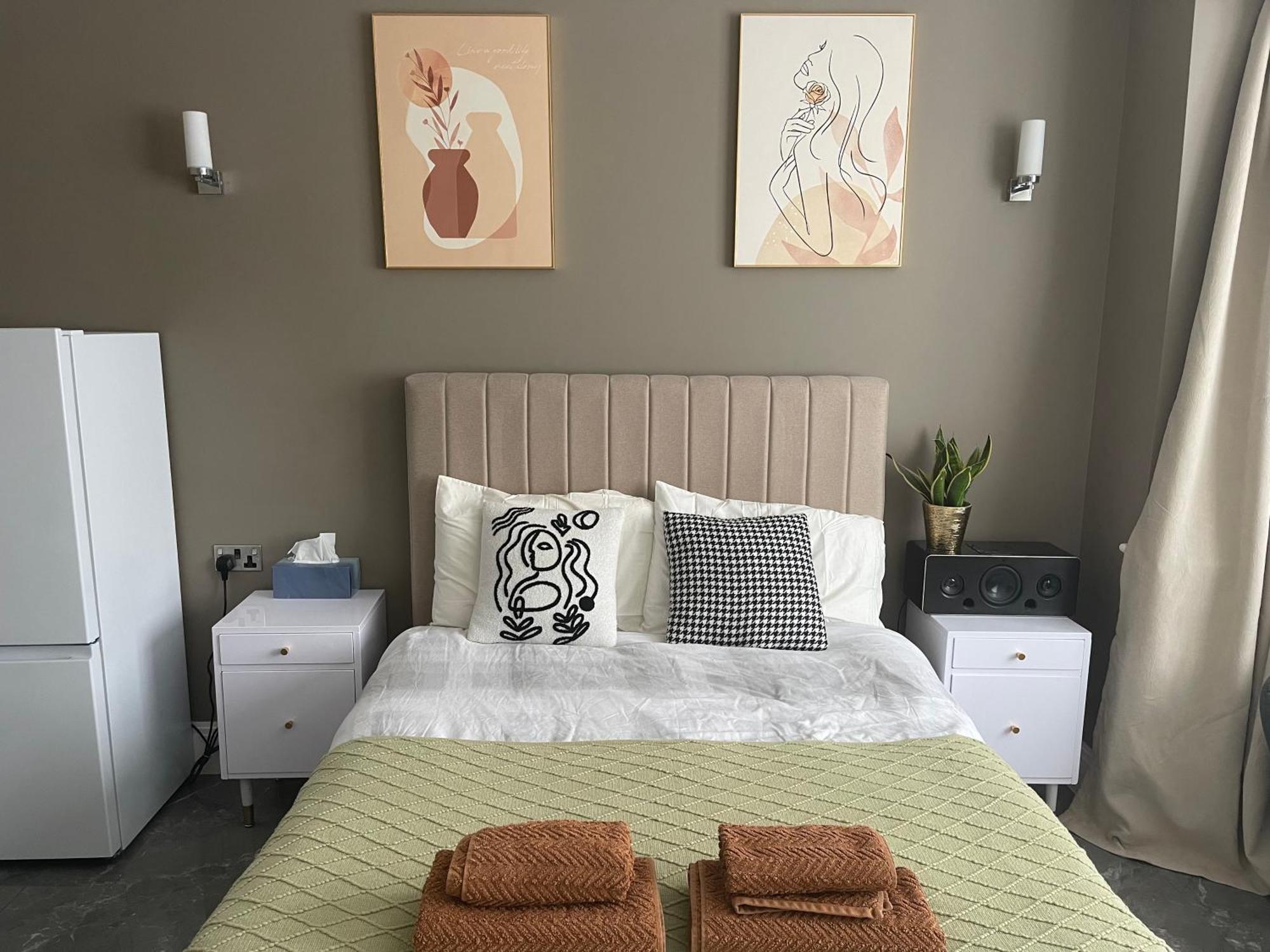 Modern Huge Double Room With Private Bathroom In Colindale Edgware Luaran gambar